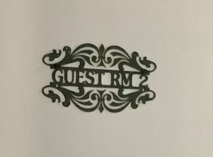 Dhoma e mysafirëve 2