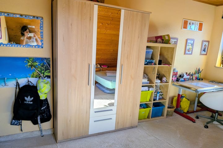 Dhomë gjumi 2