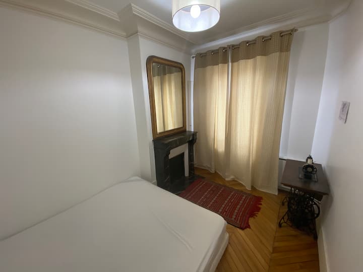 საძინებელი 1