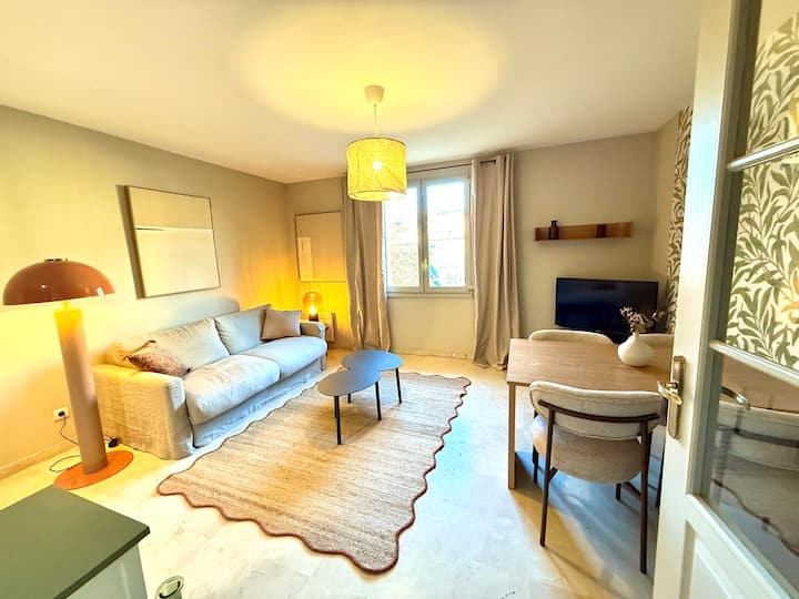 غرفة المعيشة