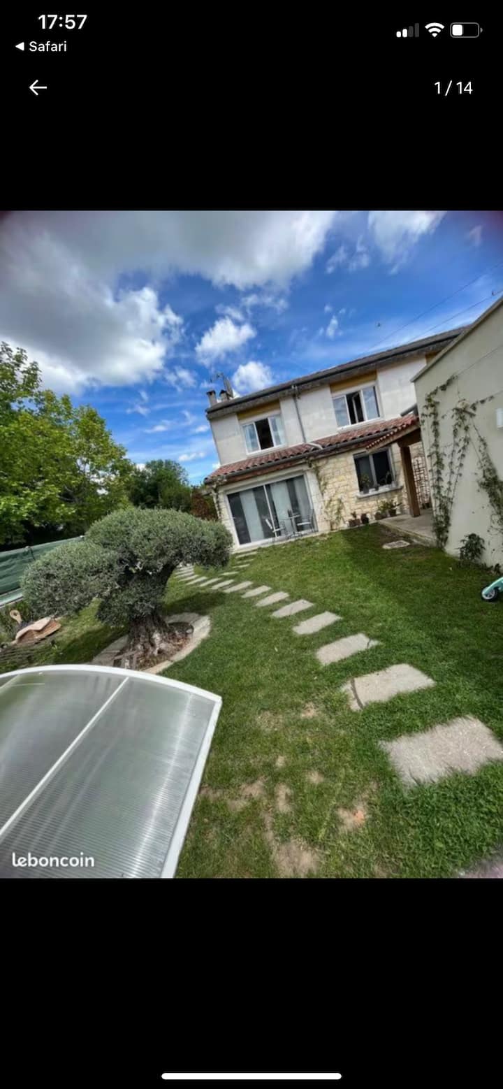 Loue Maison De Campagne - Aubenas