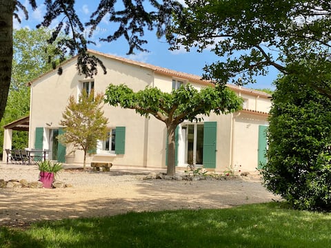Le Clos des Grenadiers, Provençal house