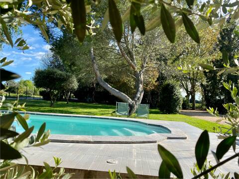 Le Clos des Grenadiers, Gard provençal