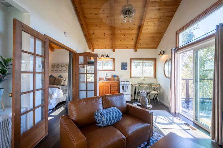 Cloud’s Rest Cabin Retreat - Big Sur, CA