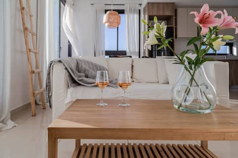 Las Lomitas Half-Floor