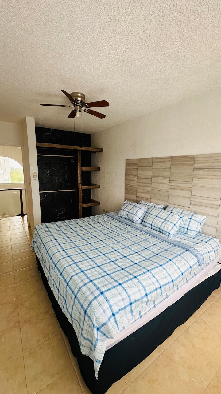 Recamara 2 con bagno privato piano Alta