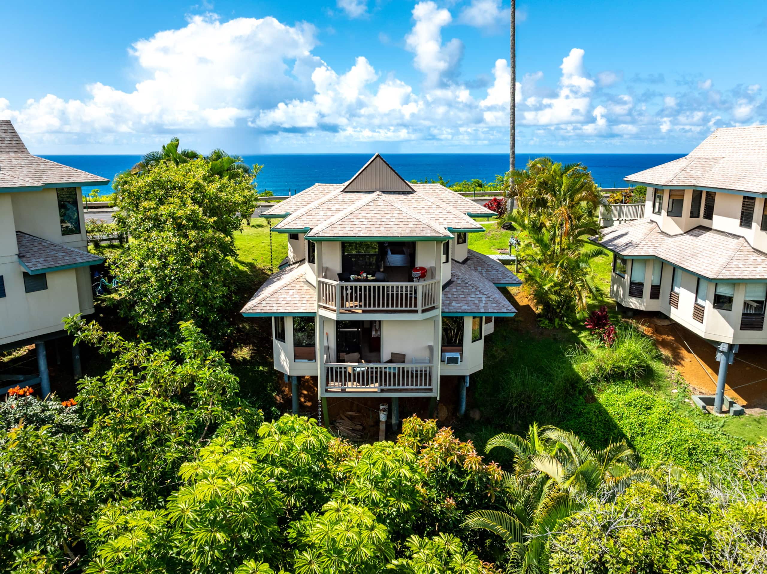 Home in Princeville · ★4.98 · 3 bedrooms · 3 beds · 2.5 baths - Image 59