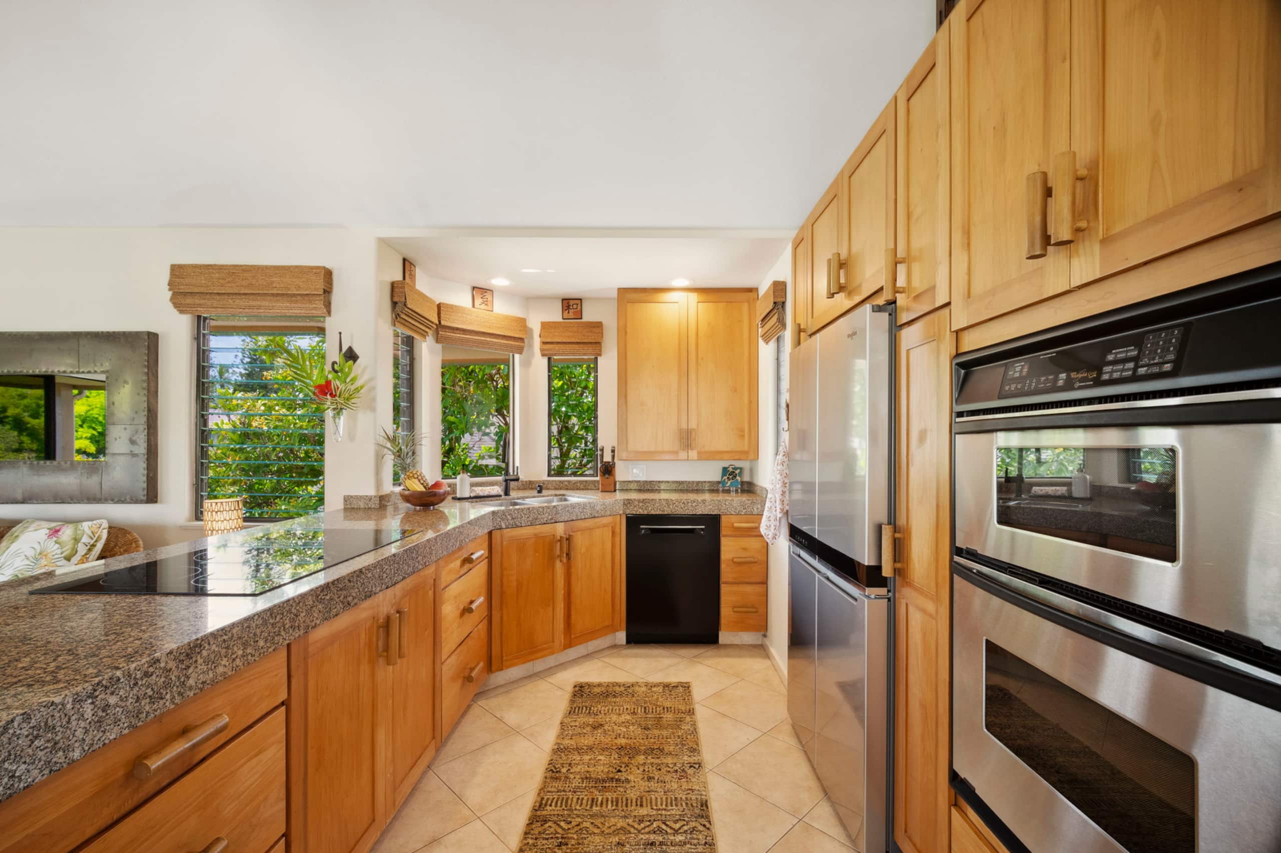 Home in Princeville · ★4.98 · 3 bedrooms · 3 beds · 2.5 baths - Image 10