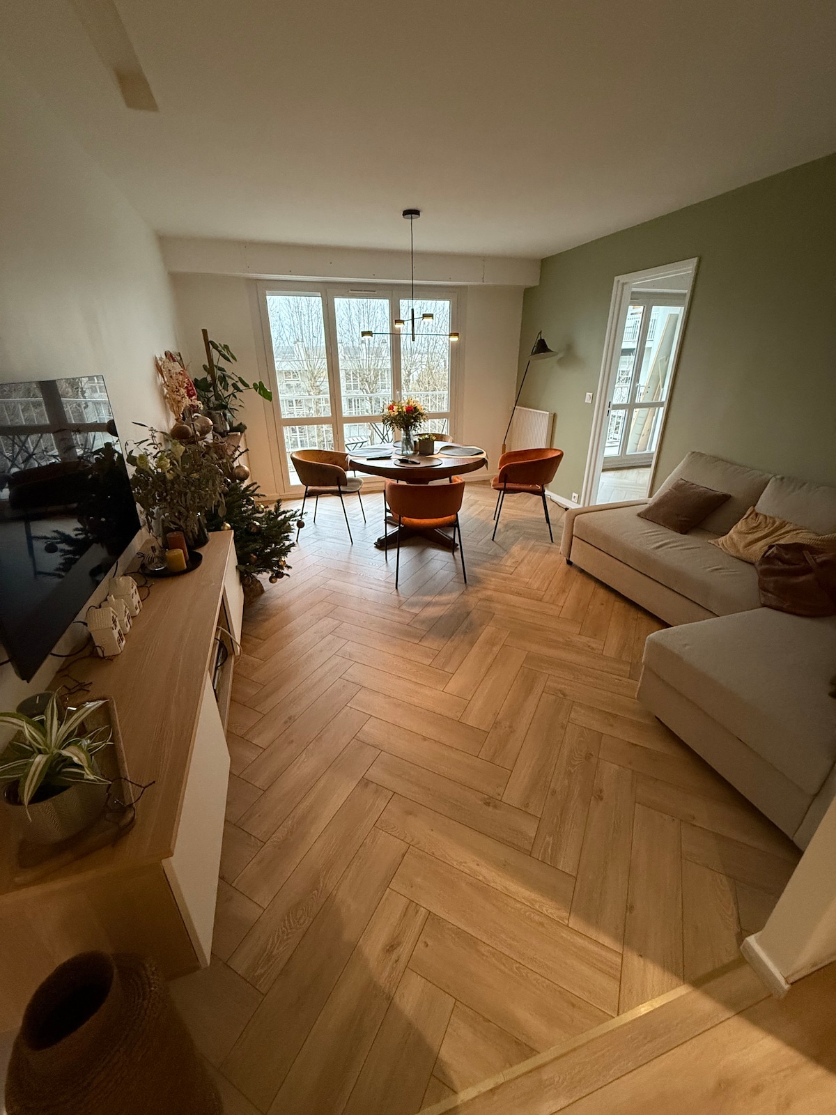 Proprietà Airbnb di successo: Elegant 2-bedroom apartment – 5 min RER A – Bry-sur-Marne a Noisy Le Grand