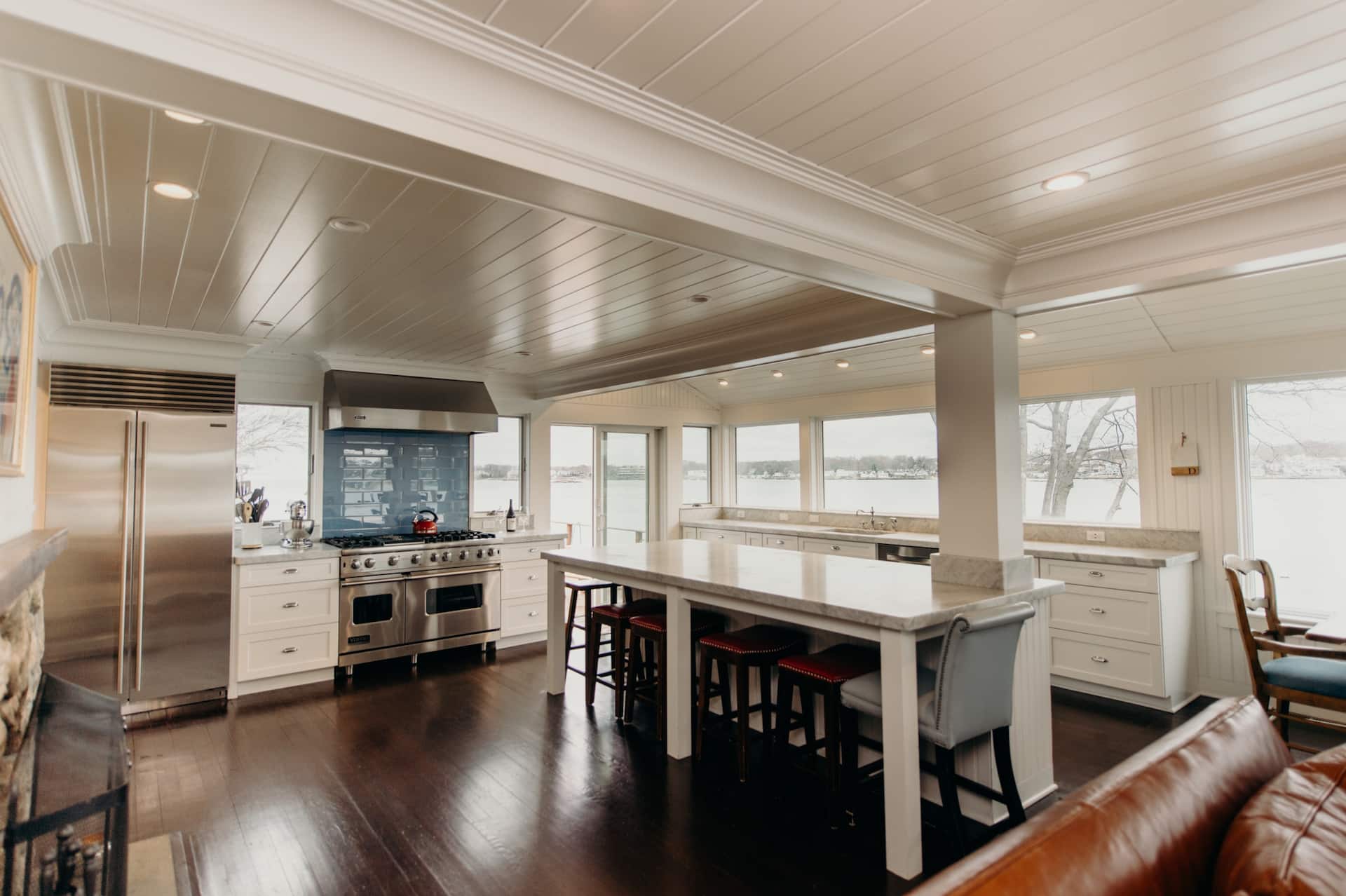 Waterfront Cottage in Branford — photo 3