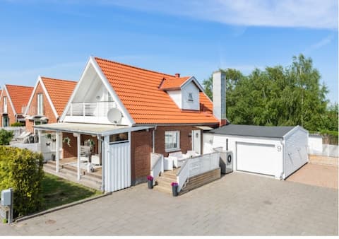 Well-planned villa close to the beach!