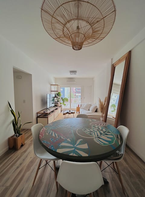 Propiedad de Airbnb exitosa: Bright and cozy apartment in Belgrano en Coghlan