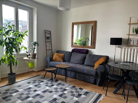 Top performing Airbnb: Downtown apartment in Lausanne