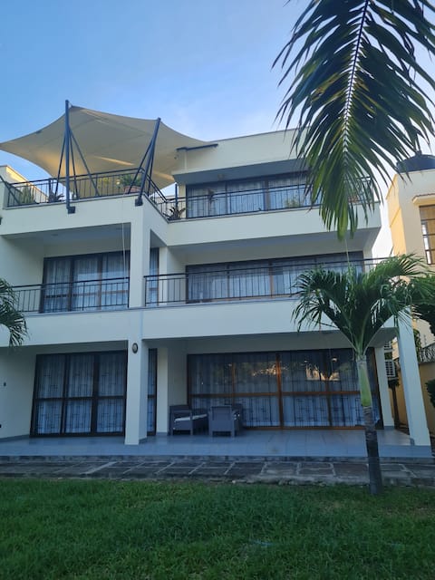 ithibu's Home
