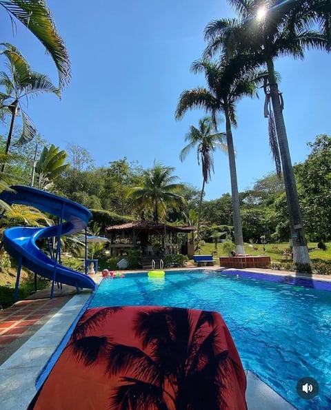 Monte Sol private estate for 15 people