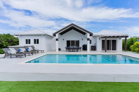 Private Pool Villa | Near Grace Bay Beach