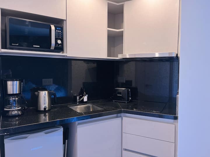 Brand new studio apartment in Chacarita with pool and laundry