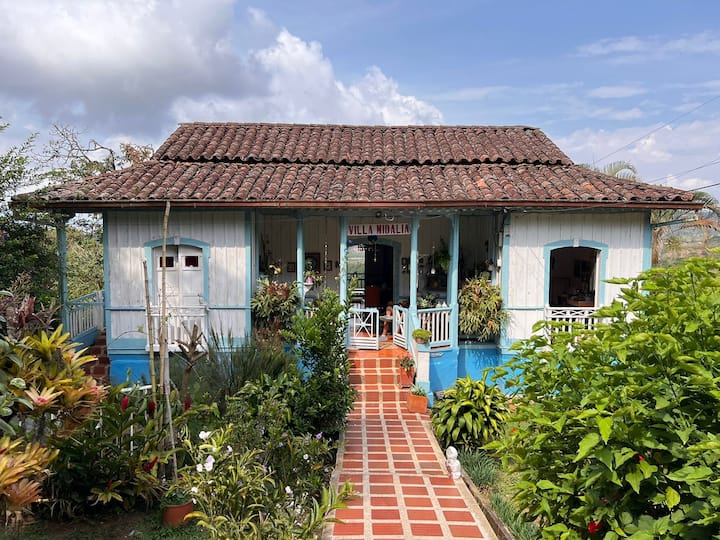 Adorable Casa De Campo - La Cumbre