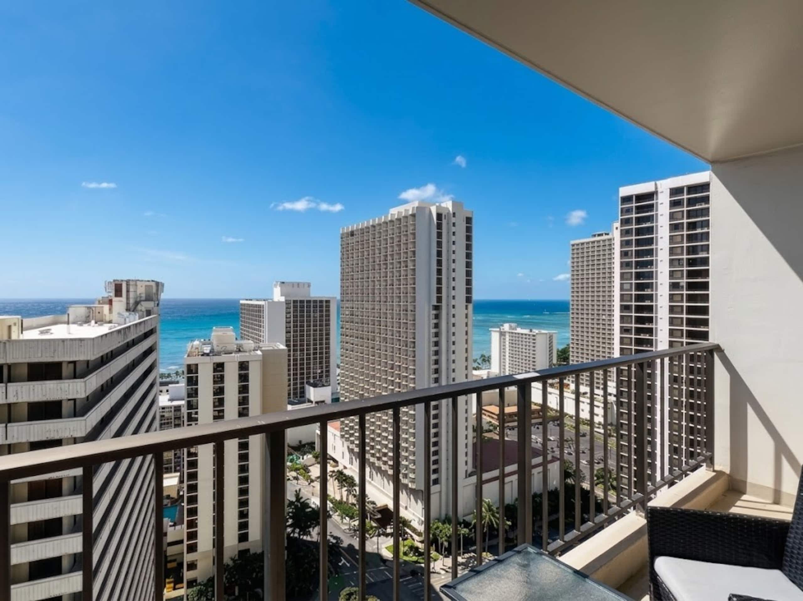 Waikiki Beach Ocean 28F Suite, Patio - Image 19