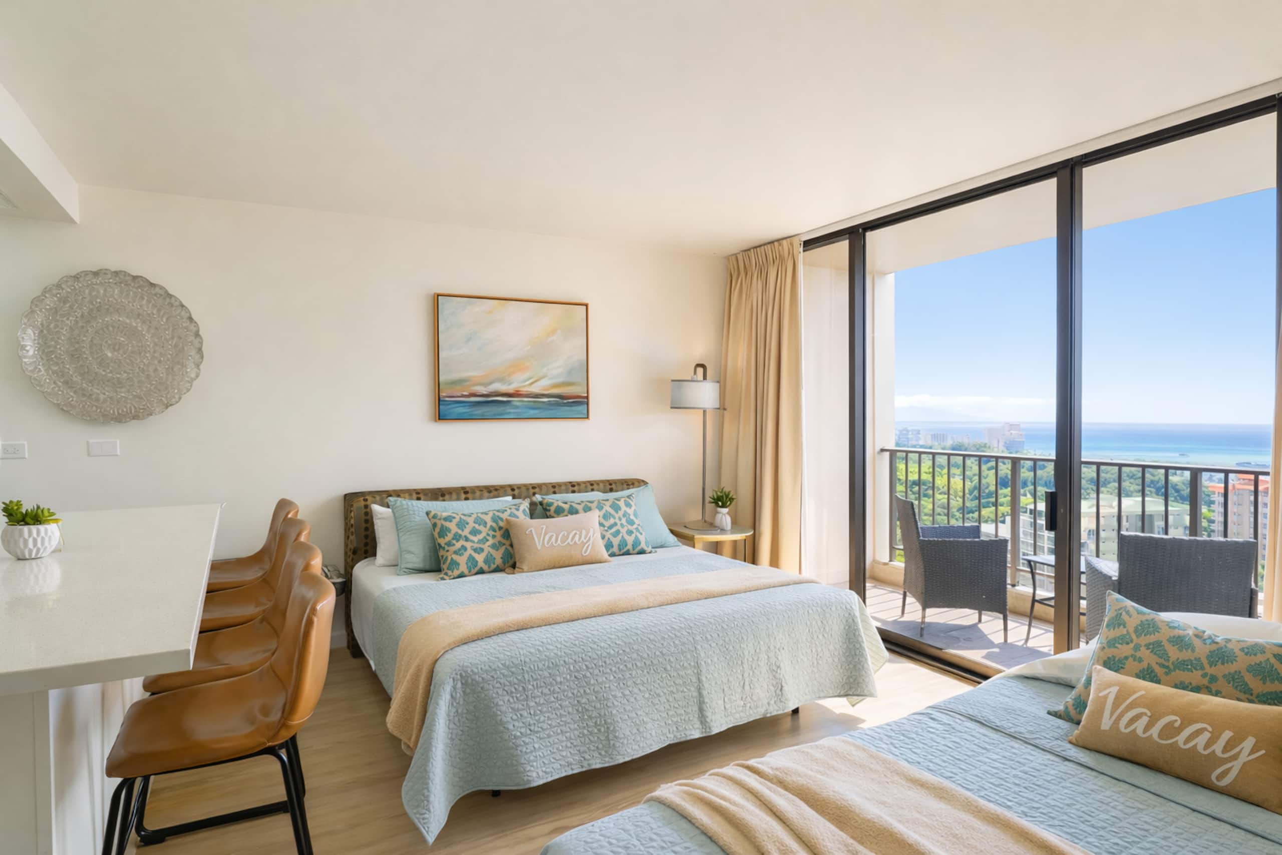 Waikiki Beach Ocean 28F Suite, Patio - Image 3