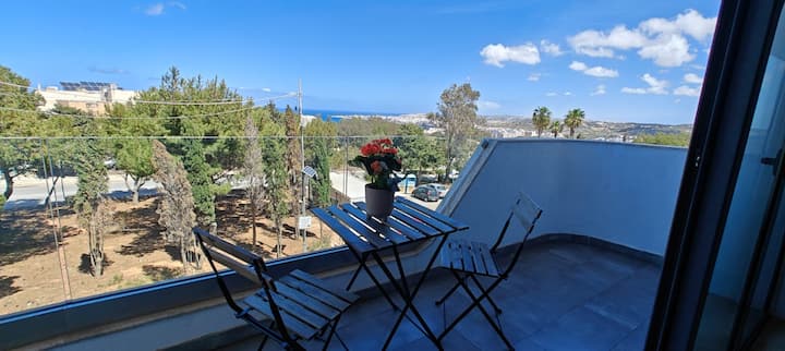 Townsend Flat 5 With Views Mellieha! By Homely - Malta