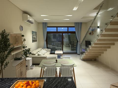 Modern elegant,townhouse