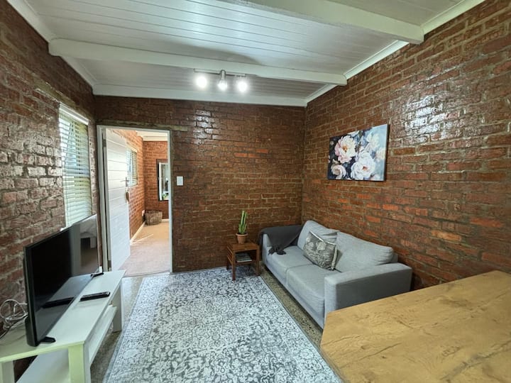 Nahoon Apartment - East London