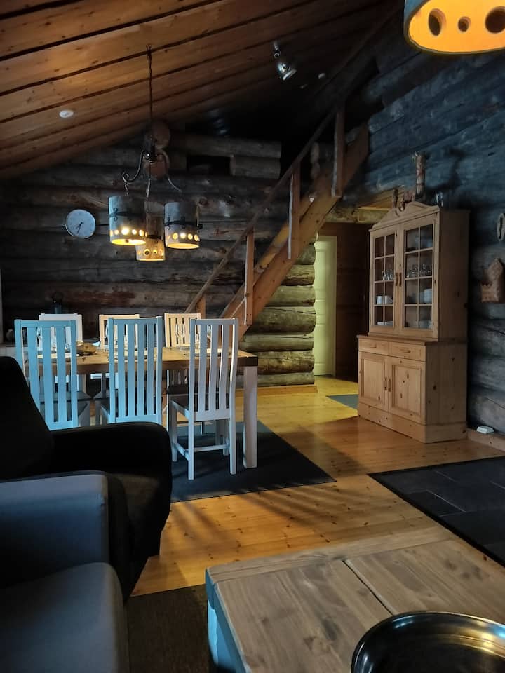 Viihtyisä Kelomökki 6 Hengelle - Kittilä