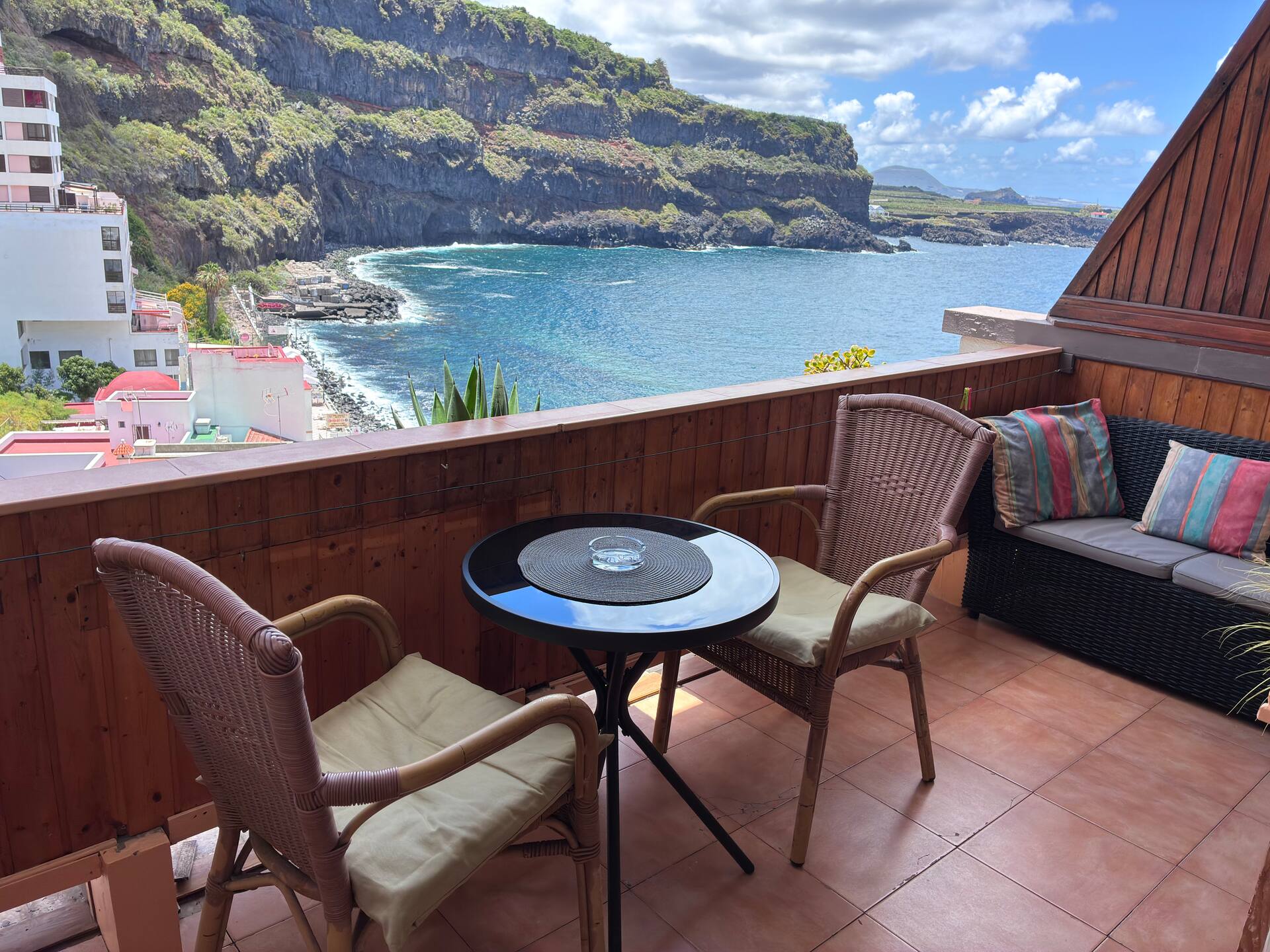 Tili apartment with ocean view — photo 2