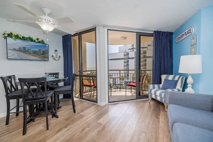 Oceanview King Suite W/ New Hvac In Heart Of Mb! - Myrtle Beach