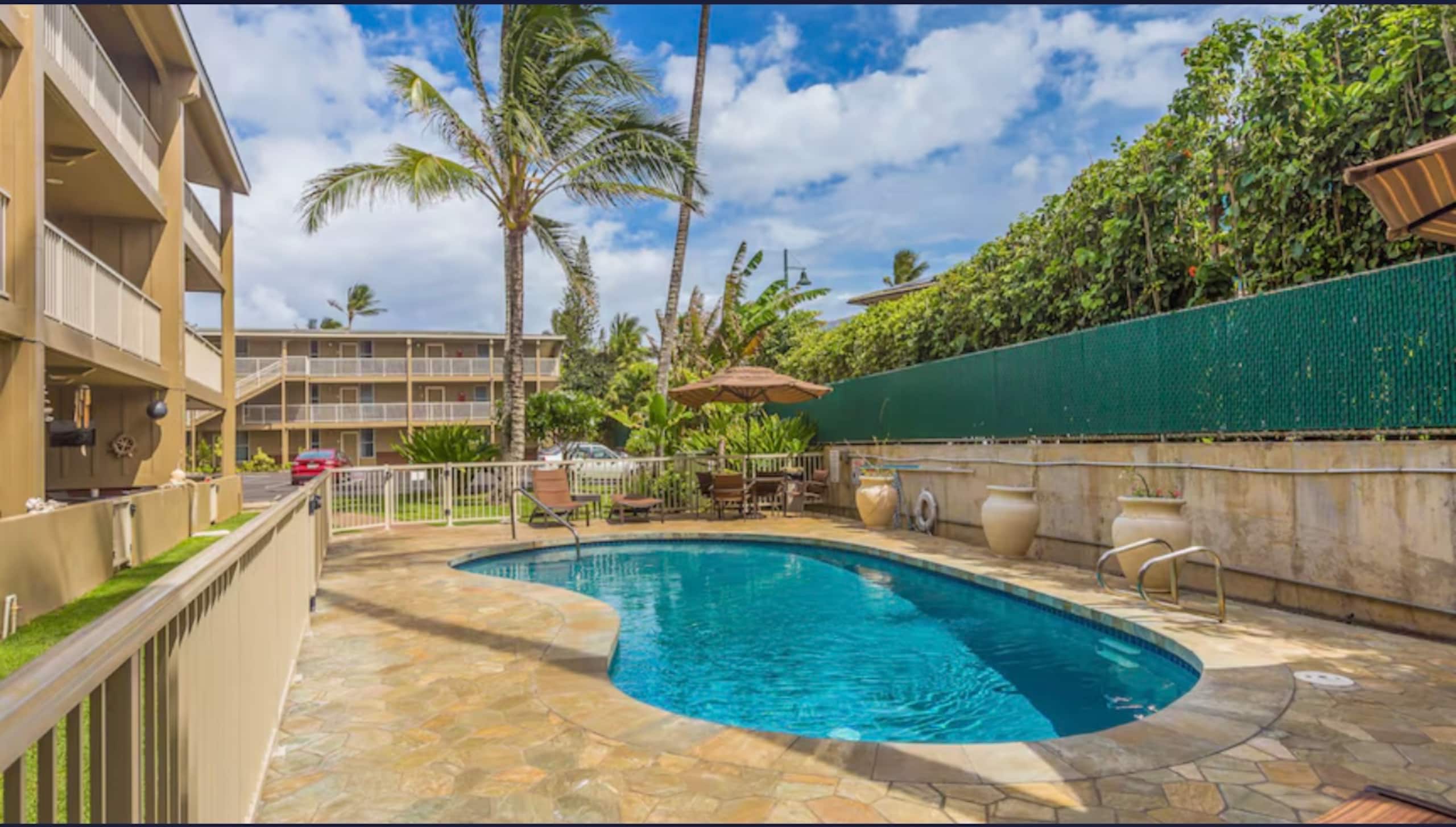 Breezy 2 BR / AC / Poolside / Near to Beach - Image 48