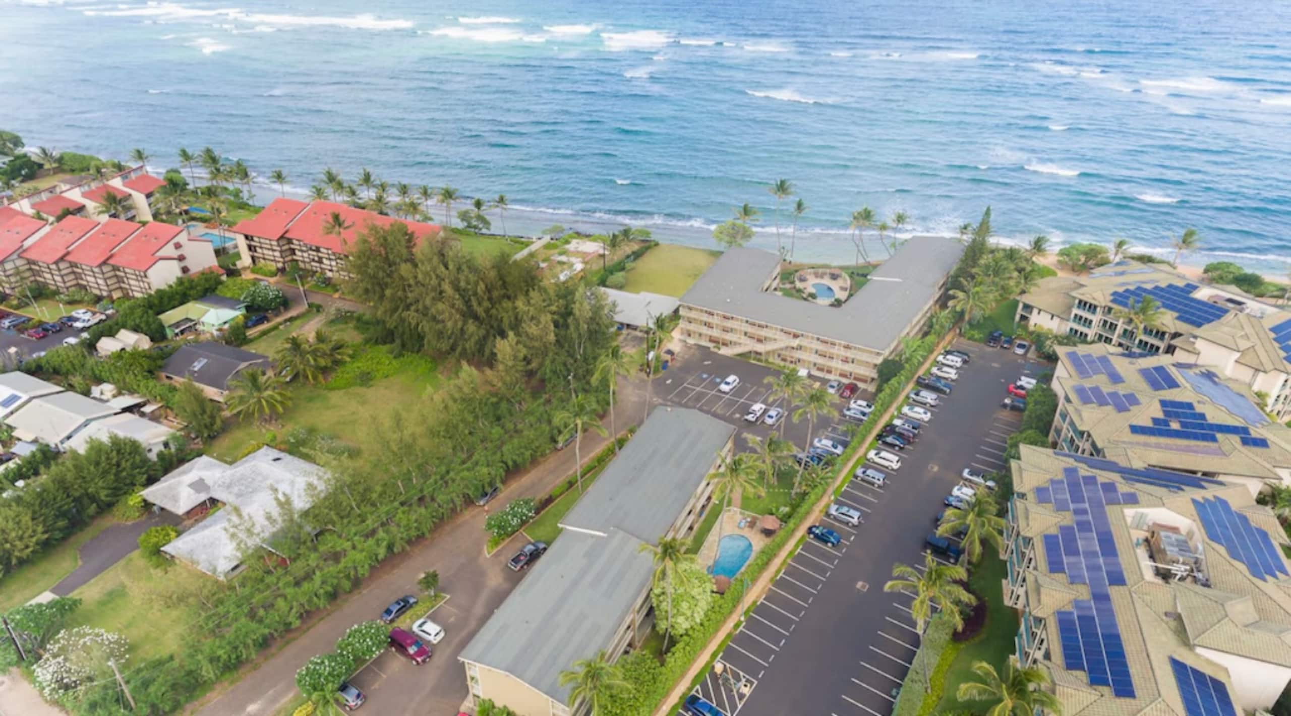 Breezy 2 BR / AC / Poolside / Near to Beach - Image 33