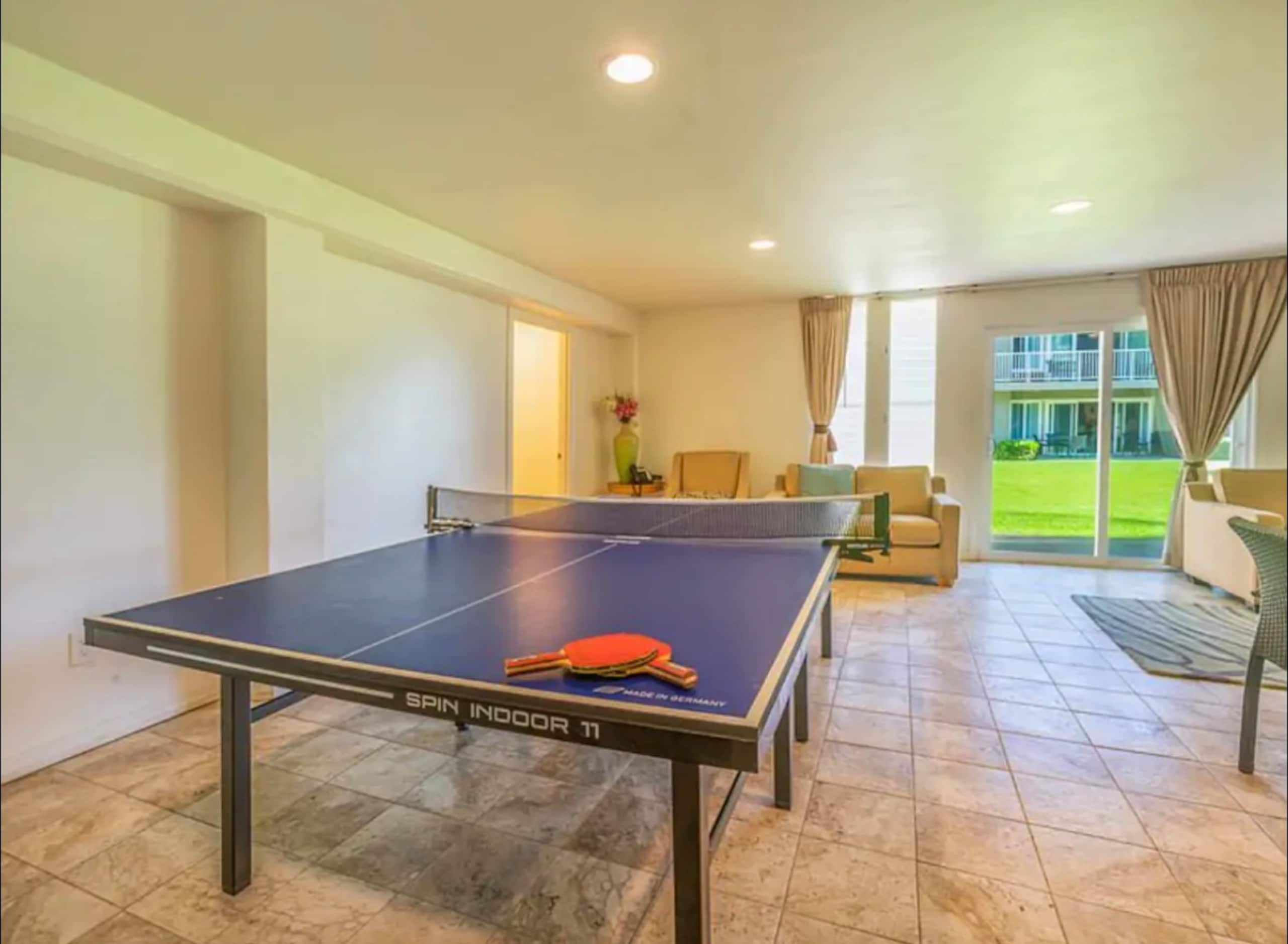 Breezy 2 BR / AC / Poolside / Near to Beach - Image 43