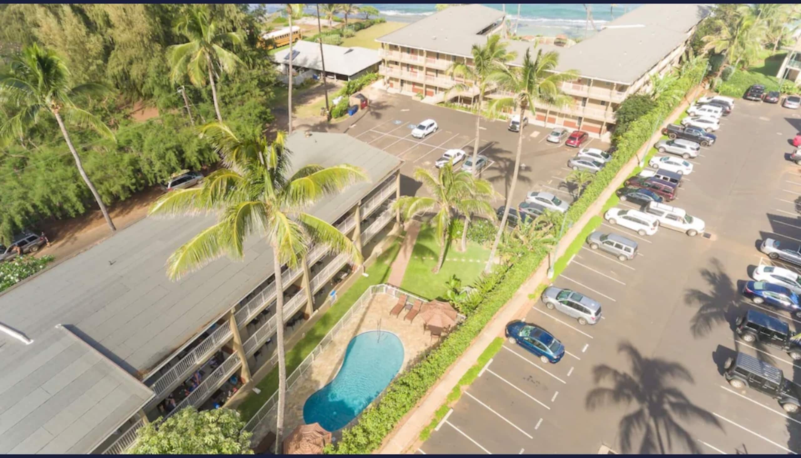 Breezy 2 BR / AC / Poolside / Near to Beach - Image 31