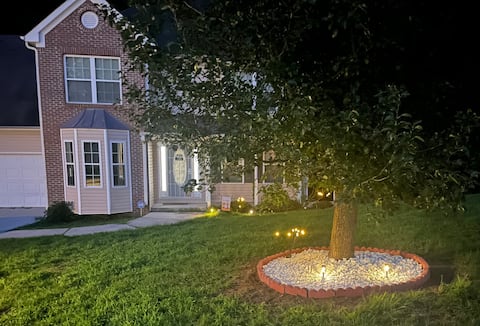 Relaxed 4 bedroom House pet kid welcome ATL 20 min