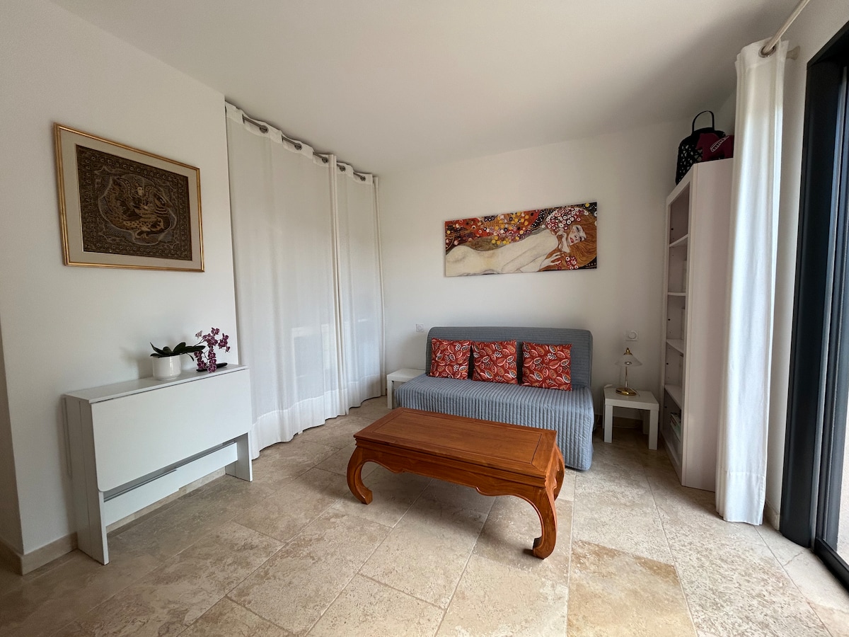 Leistungsstarkes Airbnb: Apartment in Provence – pool & garden access in Le Luc