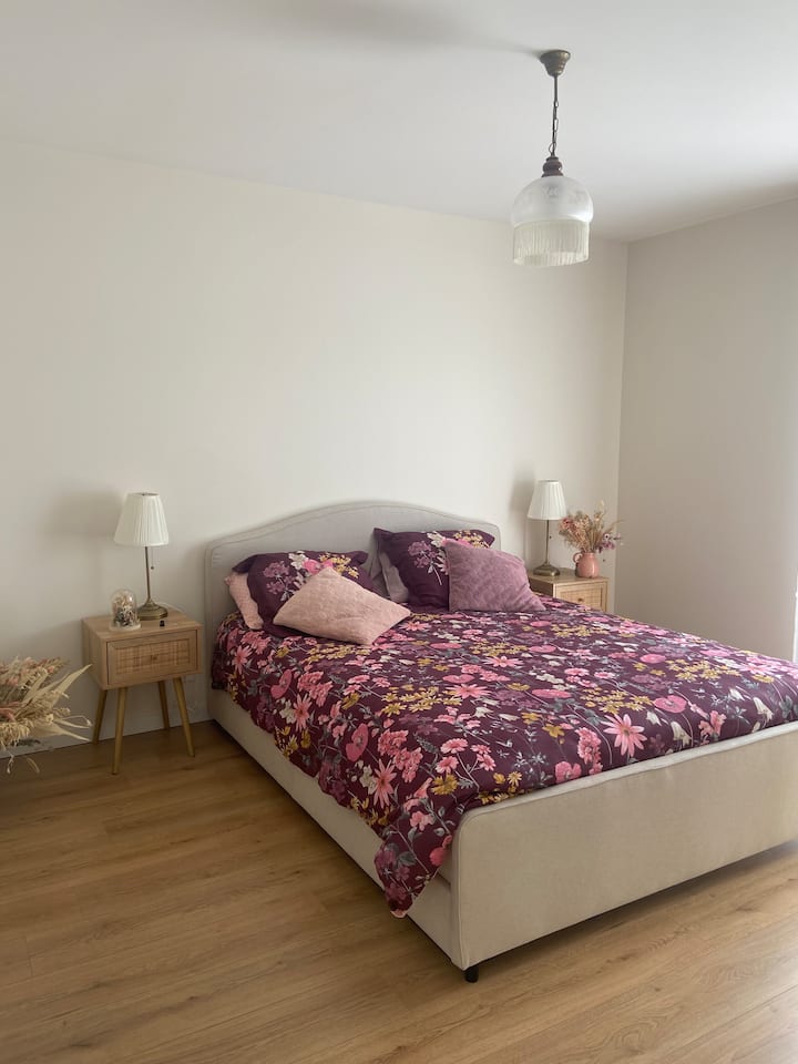 საძინებელი 1