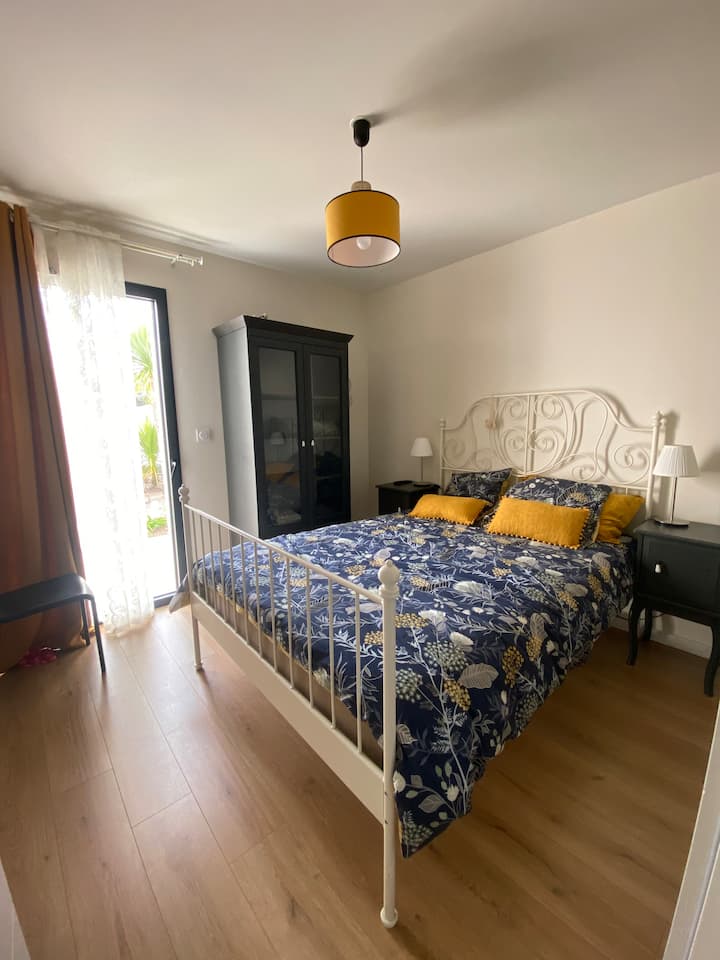 საძინებელი 4