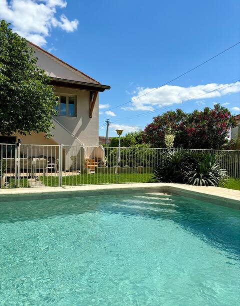 Renovated villa with private swimming pool in Drome