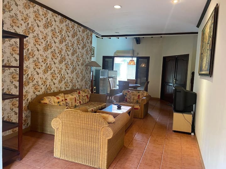 Villa Indra 520 Mambruk Anyer - Anyar