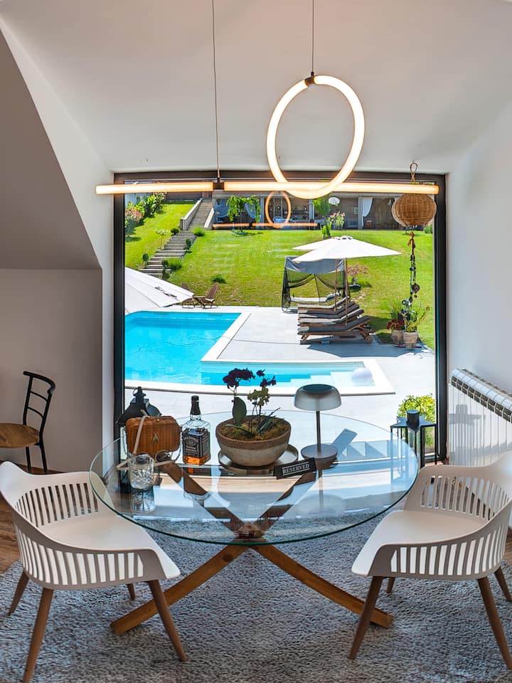 Infinity House - Novi Sad