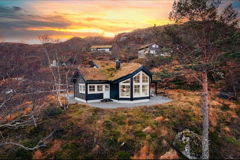 Cosy Mountain Hideaway