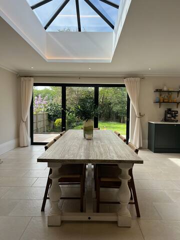 Newly Renovated Victorian home gallery image 2