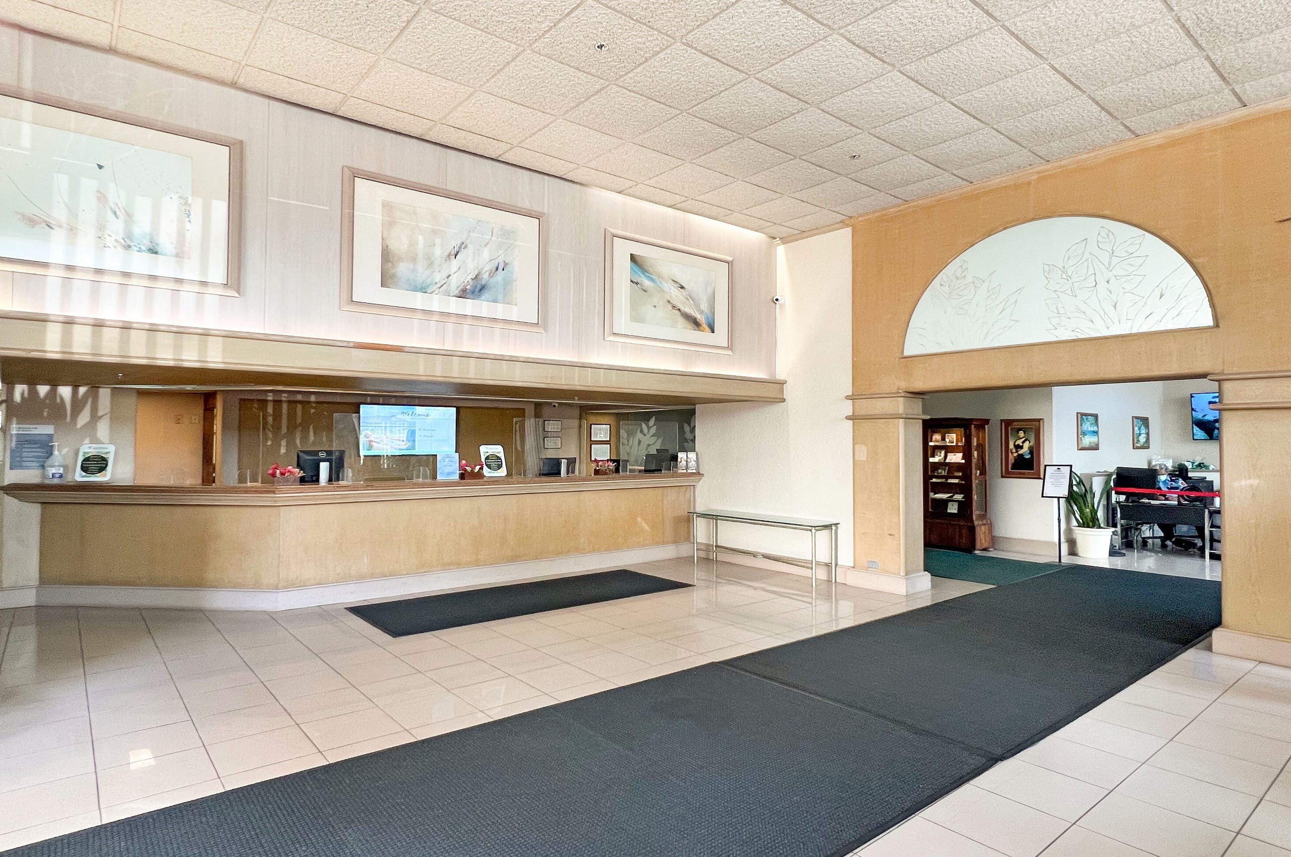 Condo in Honolulu · ★5.0 · 2 bedrooms · 4 beds · 1 shared bath - Image 27