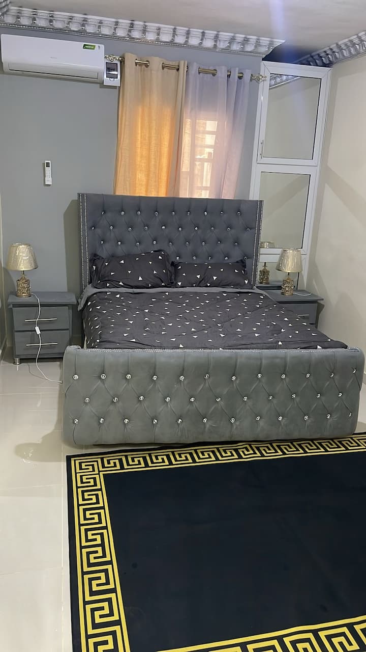 საძინებელი 1