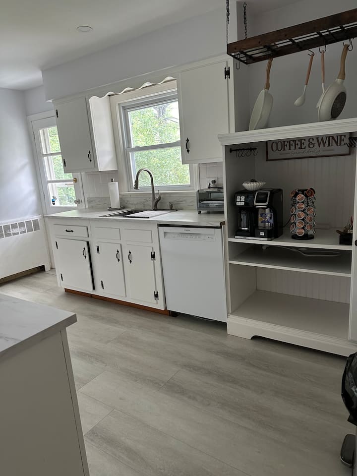 Updated Three Bedroom Ranch - Greenwich, CT
