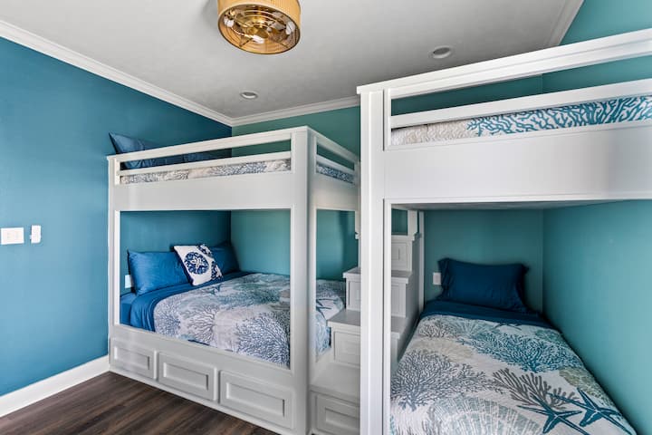 Dhoma e gjumit 3 - flenë maksimumi 6. (një grup krevatësh dopio dhe një grup krevatësh dopio "queen")