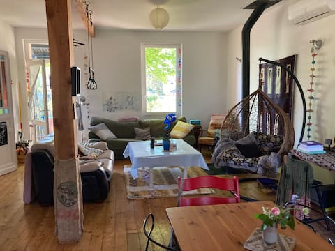 Cocooning house garden pool