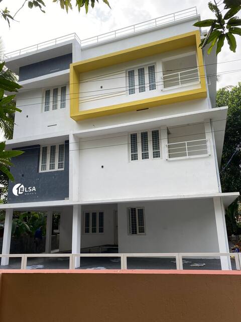 AC flat @Thrissur town for 4: Elsa Homes