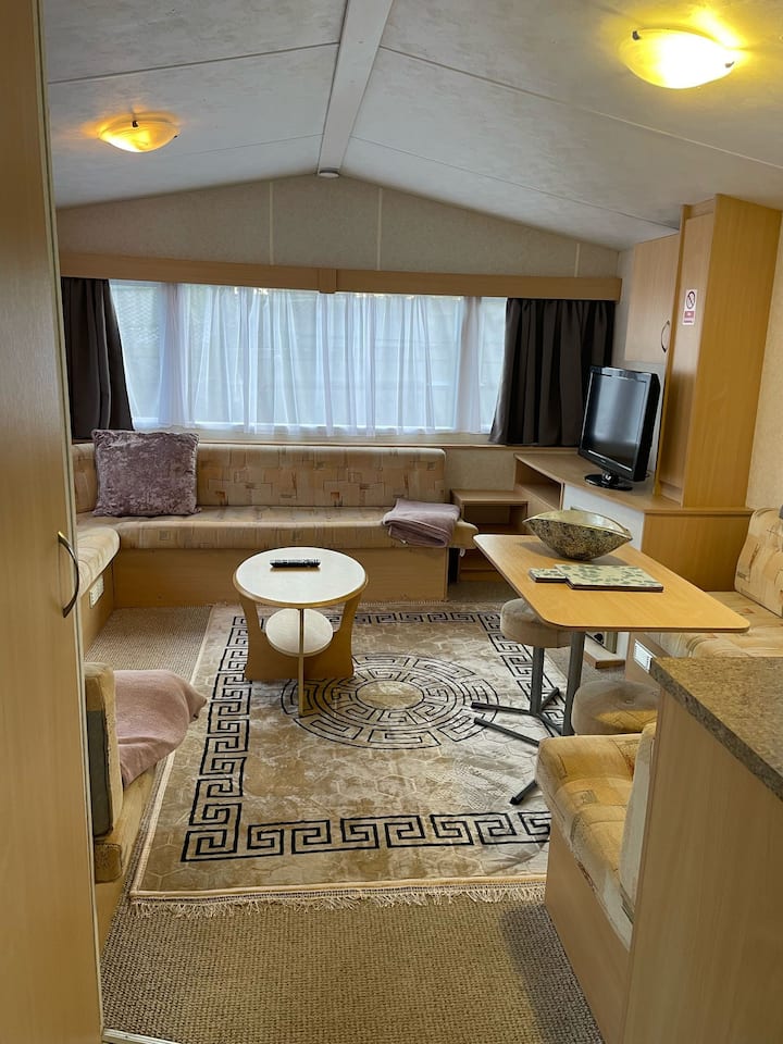 Caravan 3. A Comfortable And Spacious Caravan - Winchelsea